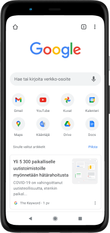 Pixel 4 XL ‑puhelin, jonka näytöllä näkyvät Google.com-hakupalkki, suosikkisovellukset ja artikkeliehdotukset.